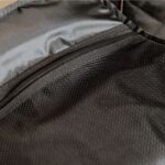 Kentucky Horsewear - Sac de pansage Noir – Image 4