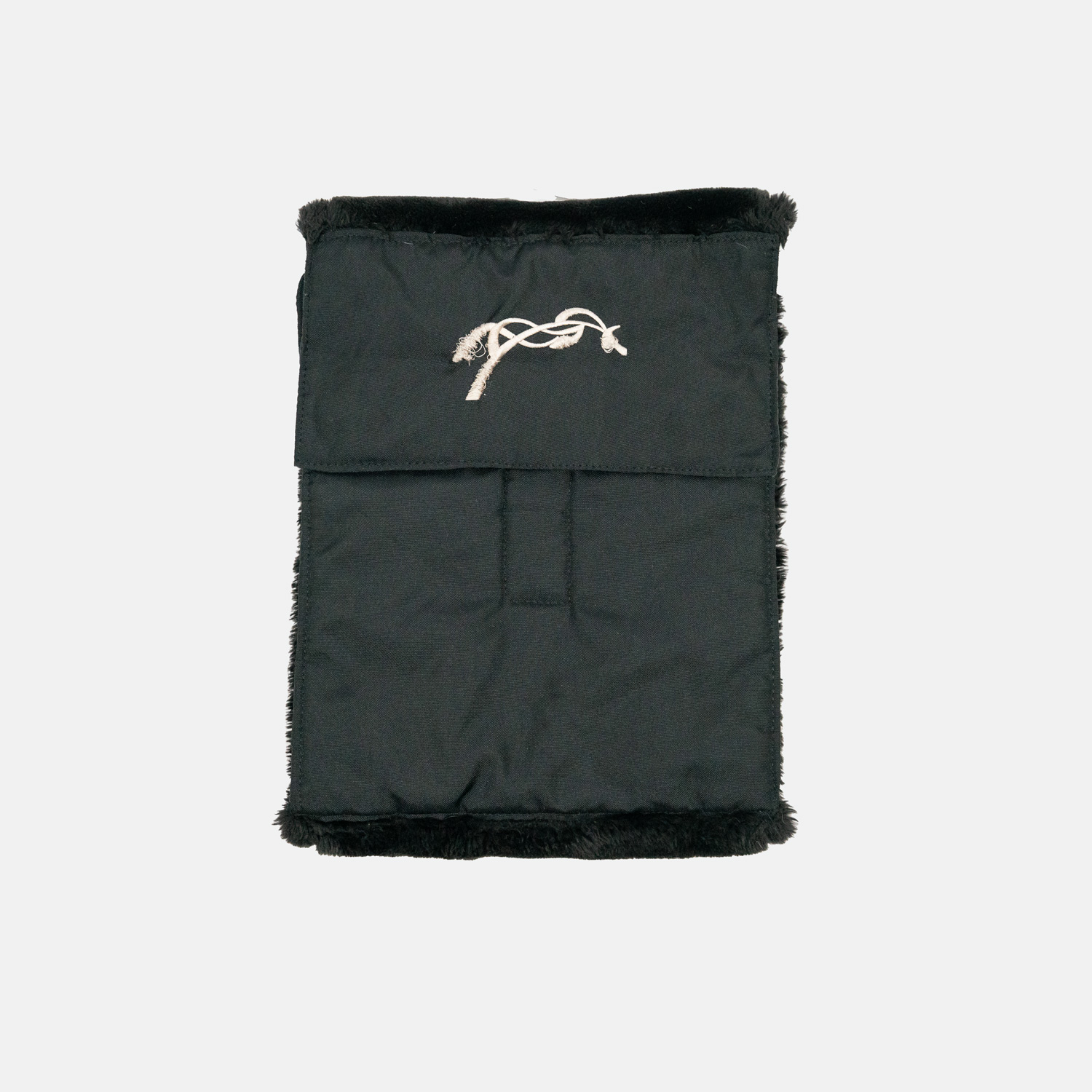 Penelope-Store-Protege-Poitrail-Mouton-Noir-cheval-occasion-2 Pénélope Store - Protège Poitrail Mouton Noir – Image 1