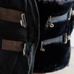 Kentucky Horsewear - Extension De Poitrail Mouton 2 Fermetures Noir – Image 4