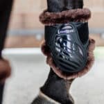 Kentucky Horsewear - Protège Boulets Young Horses Sheepskin Noir / Marron – Image 2